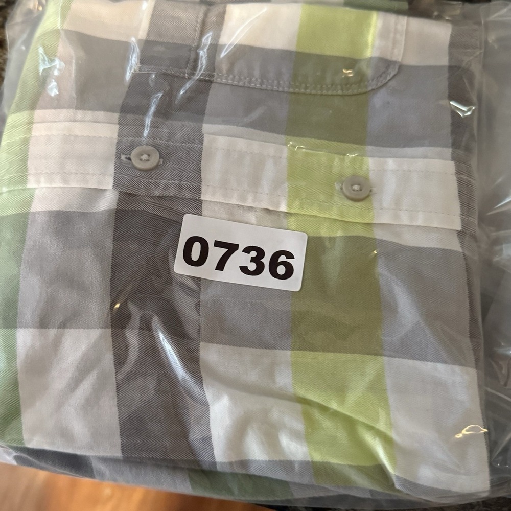 The North Face Shirt Mens Medium Plaid Button Up Short Sleeve Pocket Outdoor - Picture 5 of 5